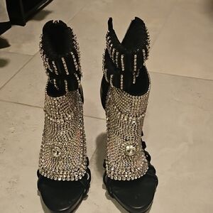 Glamorous Black and Silver Heels with Metallic Embellishments